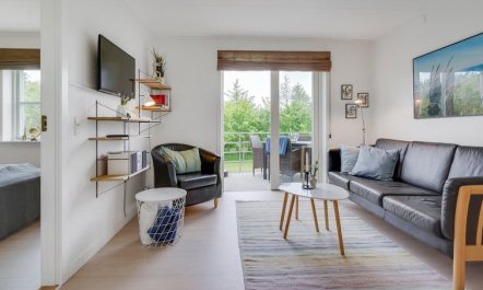 'Sipi' - 100m from the sea