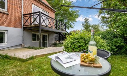 'Anetta' - 300m from the sea 2