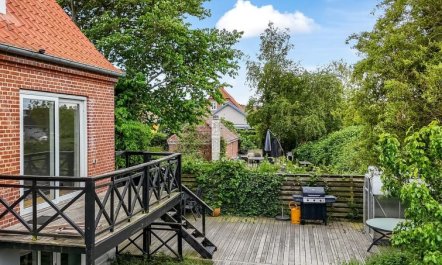 'Anetta' - 300m from the sea 1