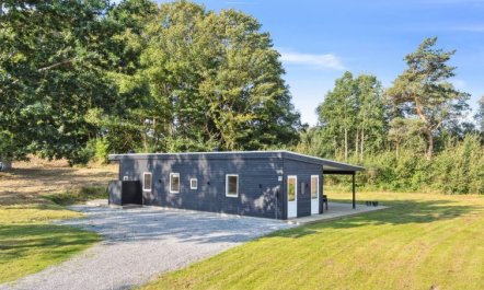 'Uma' - 1.5km from the sea 2