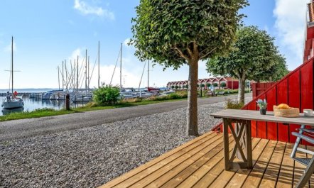 'Ulvi' - 15m from the sea 7