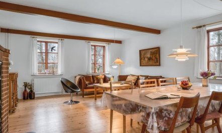 'Eva' - 9km to the fjord