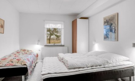 'Eva' - 9km to the fjord 6