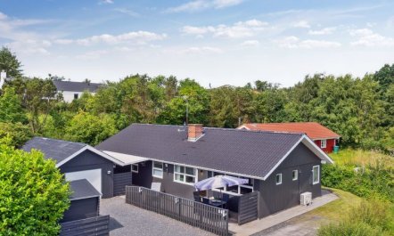 'Danja' - 1.7km from the sea