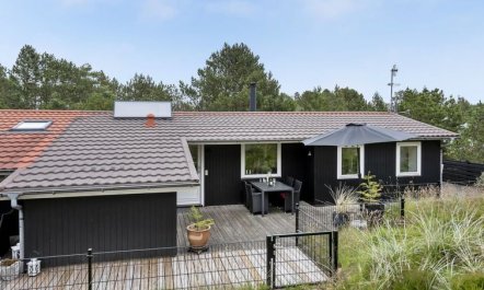 'Emeline' - 1.7km from the sea 3