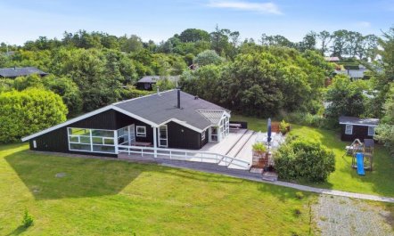 'Katharine' - 175m from the sea