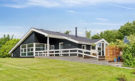 'Katharine' - 175m from the sea 3