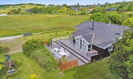 'Katharine' - 175m from the sea 1