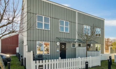 'Monja' - 50m from the sea