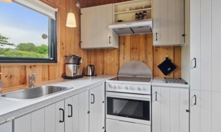 'Aaltje' - 800m from the sea 5