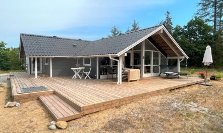 'Gittel' - 300m from the sea