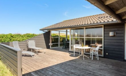 'Rink' - 150m from the sea 6