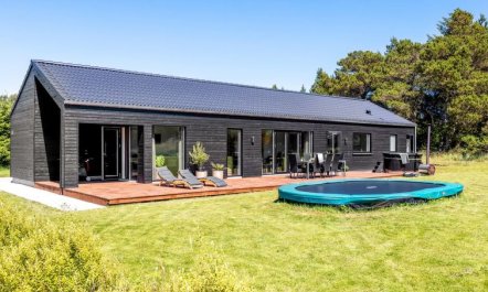 'Syni' - 450m from the sea