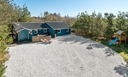 'Anegrete' - 900m from the sea