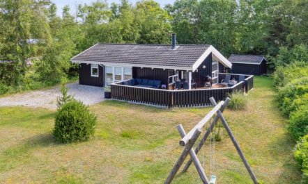 'Alvy' - 200m from the sea