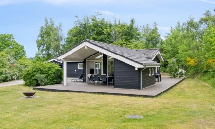 'Hunlef' - 400m from the sea 5