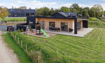 'Harrieth' - 300m from the sea 6