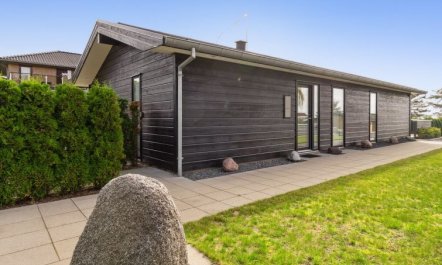 'Øgoti' - 250m from the sea 5