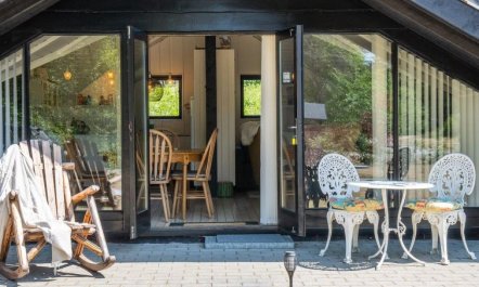 'Jahn' - 1.8km from the sea 5