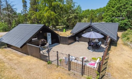 'Jahn' - 1.8km from the sea 1