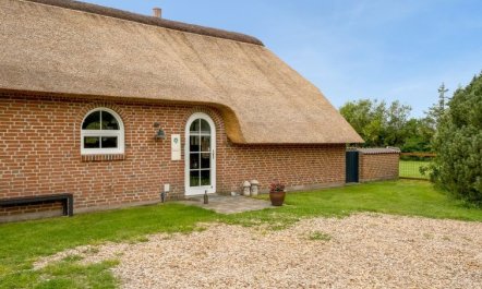 'Pasi' - 1.2km from the sea 4