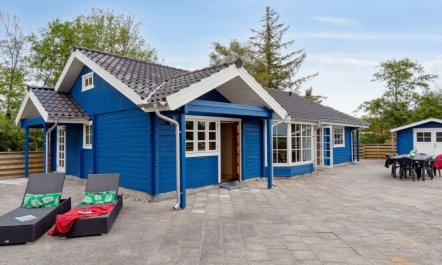 'Hæryst' - 175m from the sea