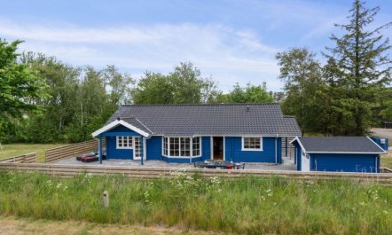 'Hæryst' - 175m from the sea 6