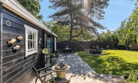 'Fido' - 300m from the sea 6