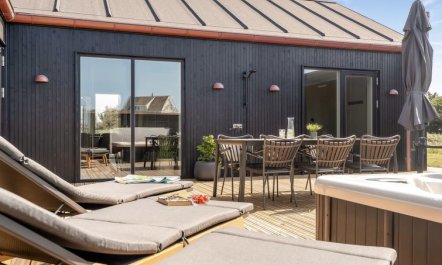 'Konrad' -  from the sea 5