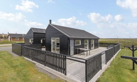 'Damaskin' - 300m from the sea