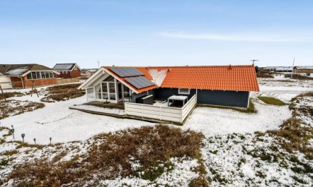 'Doris' - 150m from the sea 7