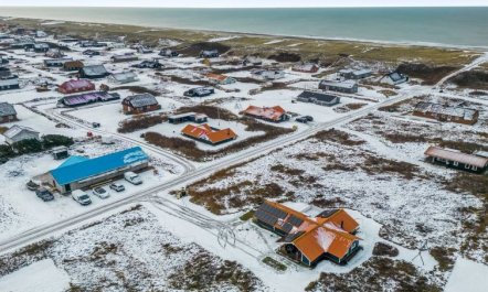 'Doris' - 150m from the sea 2