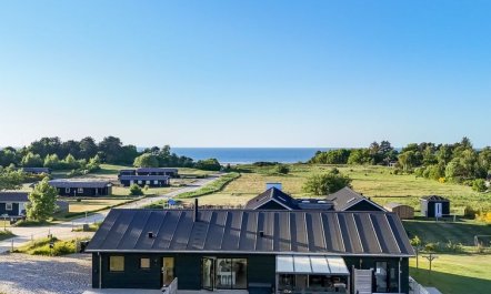 'Finulf' - 300m from the sea