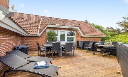 'Sylvi' - 1.7km from the sea