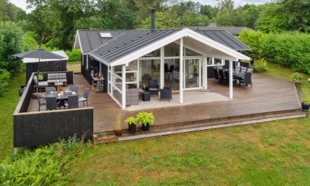 'Esmeralda' - 350m from the sea 2