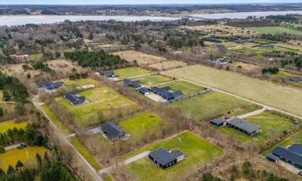 'Jarven' - 500m to the fjord 2