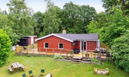 'Reika' - 1km from the sea 2