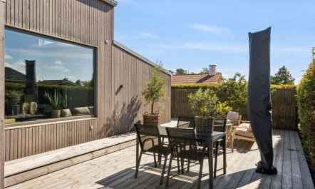 'Elvie' - 150m from the sea 7