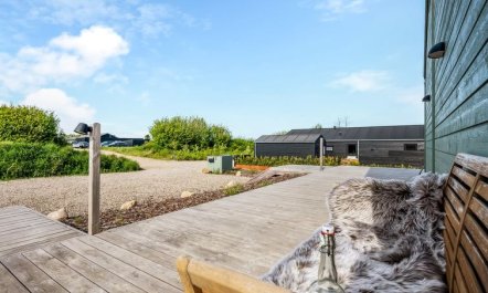 'Alpo' - 450m from the sea 6