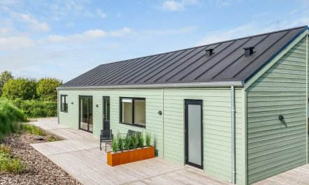 'Alpo' - 450m from the sea 3