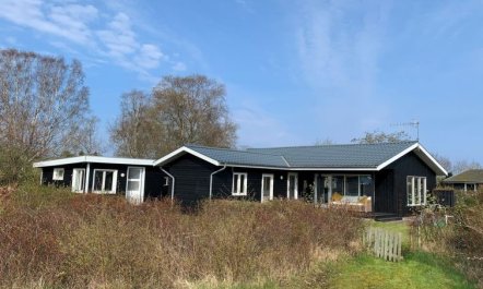 'Norell' - 800m from the sea