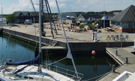 'Knud' - 2m from the sea 3