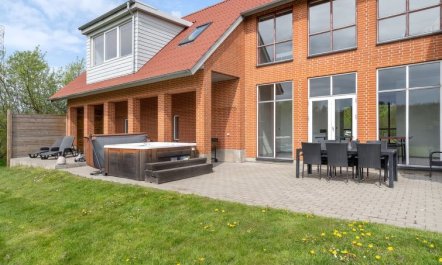 'Markhild' - 300m to the fjord 2