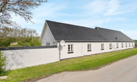 'Folkar' - 3km to the fjord 3