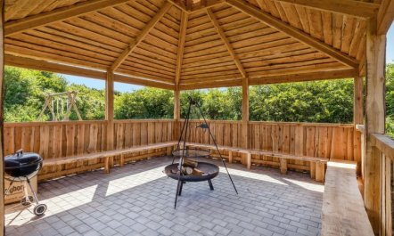 'Ailke' - 2km to the fjord 6