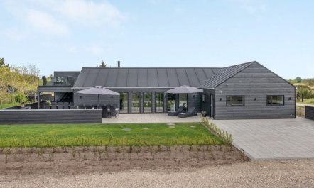 'Jonne' - 200m to the fjord