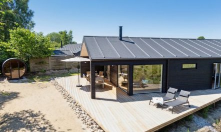 'Lonneke' - 450m from the sea 3