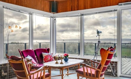 'Dzavid' - 10m from the sea