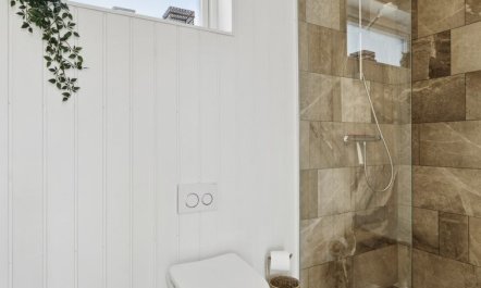 'Fabine' - 75m from the sea 7