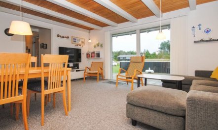 'Amber' - 500m from the sea 2